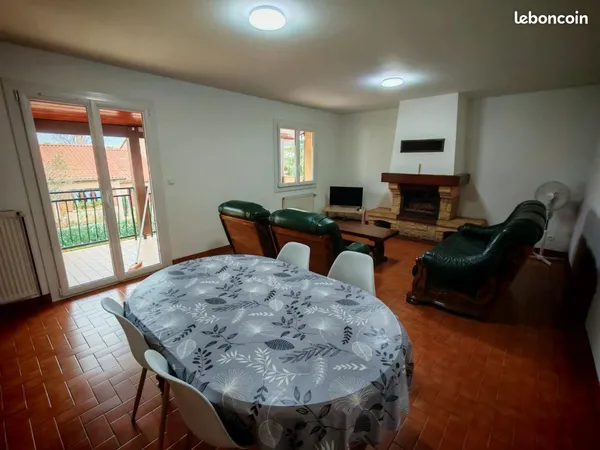 🏡Colocation 3 chambres dans maison individuelle - proche aéroport, Eurexpo, Parc OL & LDLC Arena 