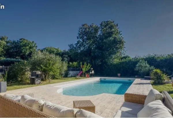 Villa 7 pièces 187 m2 