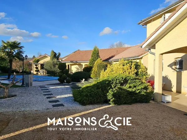 Maison 7 pièces 189 m² 