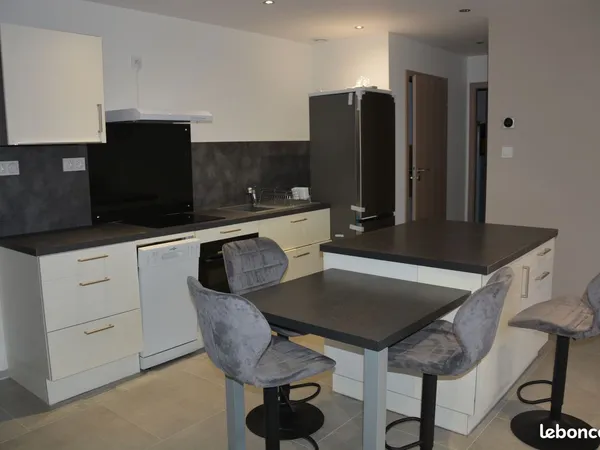 Superbe appartement meublé T3 63 m2 à Etalans avec 2 chambres 
