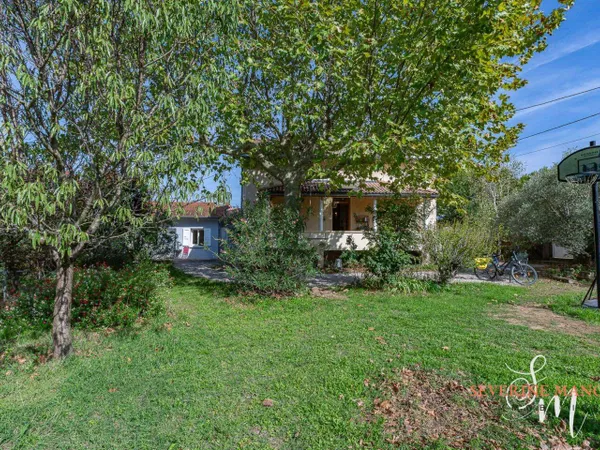 Maison 10 pièces 163 m² 