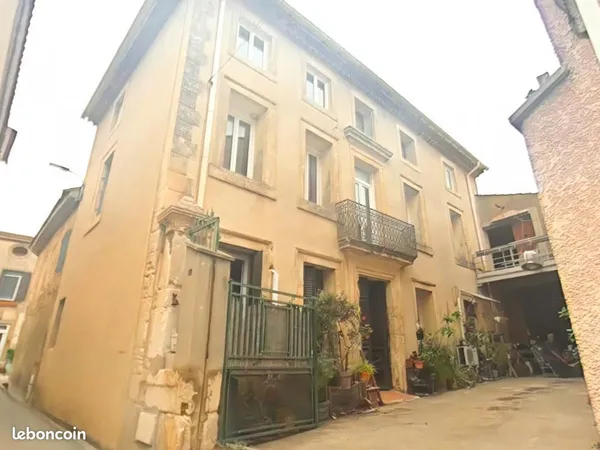 Maison 9 pièces 220 m² 