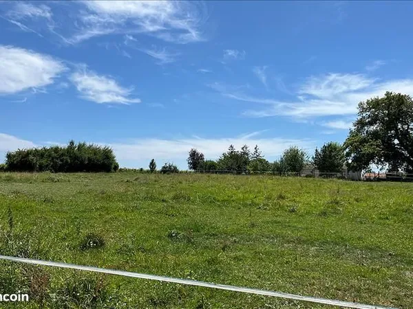 Terrain 1 824 m² Saint Quantin De Rancanne 