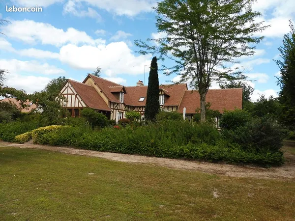 Maison 9 pièces 237 m² 