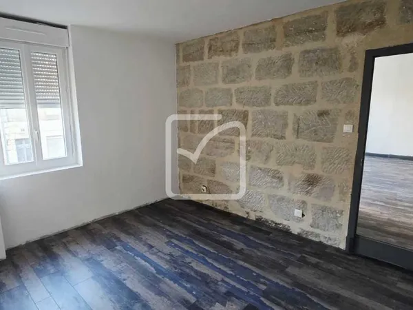 Immeuble rare-Fort potentiel 