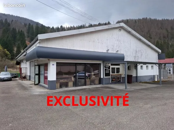Entrepôt 1005 m² Les Rousses 
