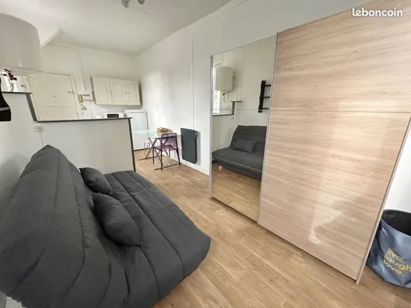 Studio 1 pièce 18 m² 