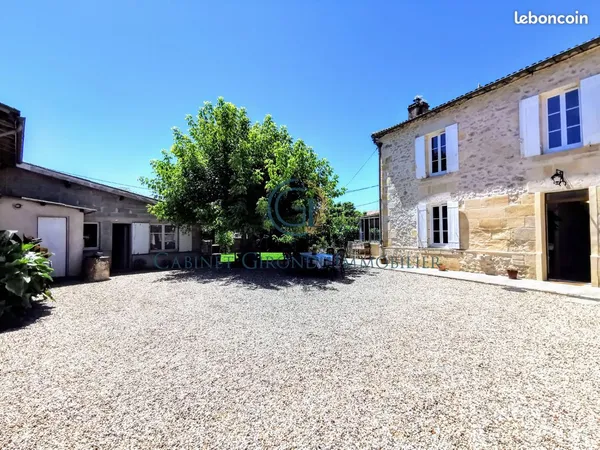 Maison 7 pièces 209 m² 