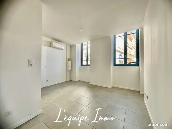 Studio 1 pièce 22 m² 