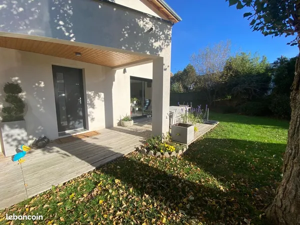 Saint Etienne secteur Golf / limite Villars 