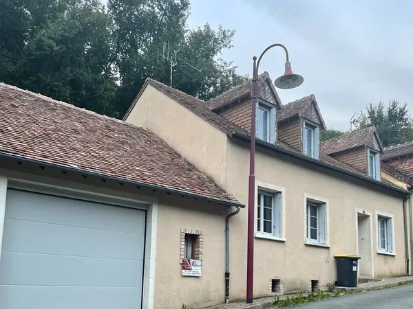Maison avec garage 