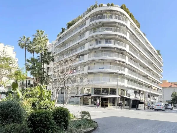 Appartement 3 pièces 79 m² 