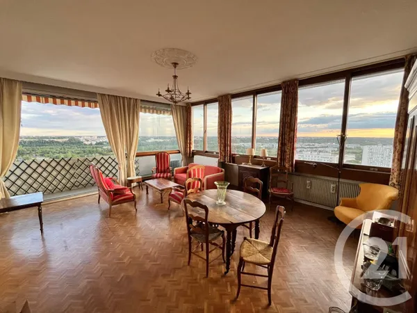 Appartement 5 pièces 119 m² 