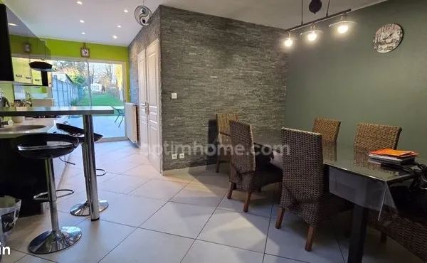 Maison 5 pièces 106 m² 