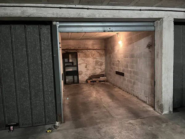 Parking 14 m² 