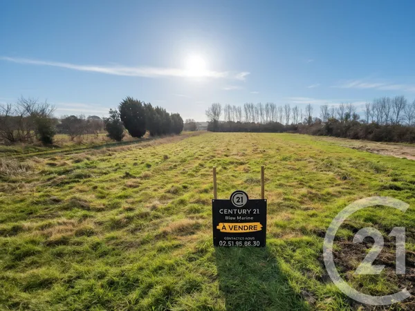 Terrain 800 m² 