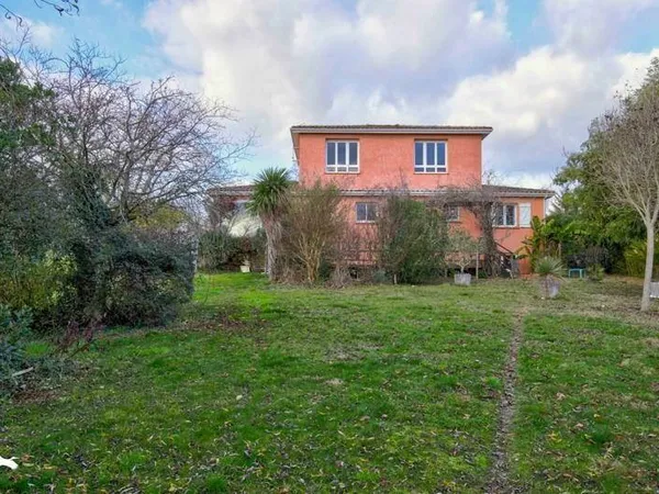 Maison 8 pièces 160 m² 