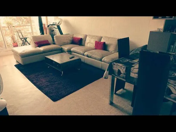 Appartement 4 pièces 10 m² 