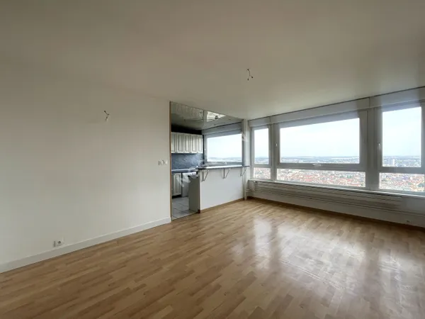 Appartement Nancy 4 pièce(s) 71.93 m2- rénové - vue exceptionnelle- Cure d'Air 