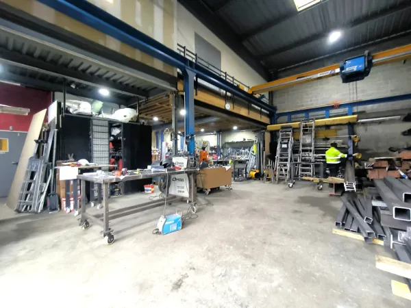 Local d'activité 310m² à vendre 