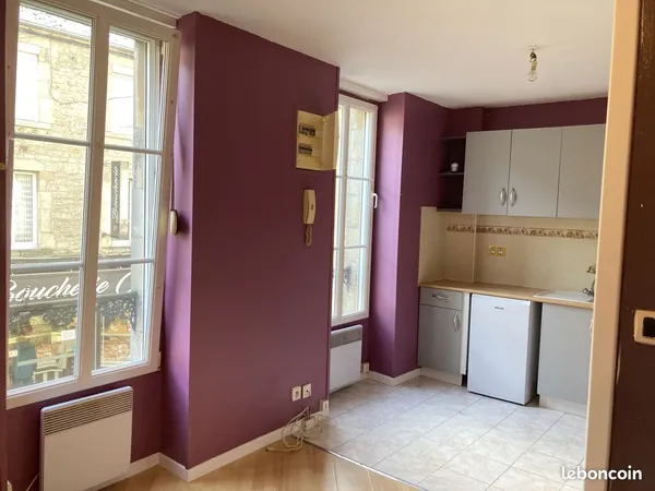 Studio 1 pièce 16 m² 