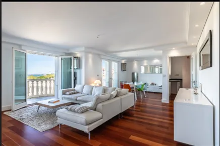 Loue Appartement design vue océan, à Biarritz Centre 