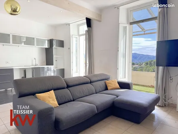 Duplex 4 pièces 90 m² 