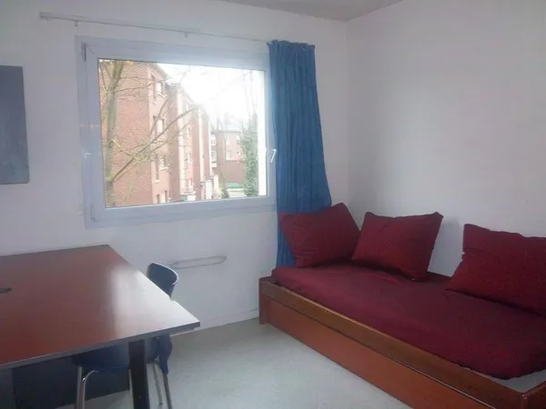 Studio 1 pièce 18 m² 