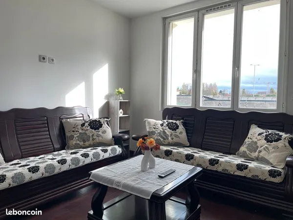 Appartement meublé de 45 m2 avec jardin à 20 min de Paris centre - Colocation possible 