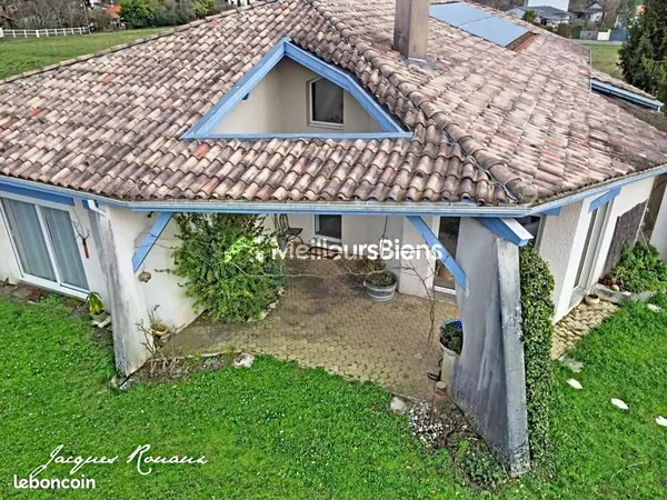 Villa 7 pièces 161 m² 