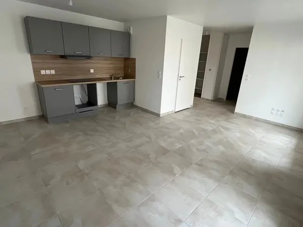 A LOUER T2 55 m² résidence neuve parking/terrasse 
