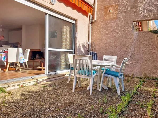Saint-Aygulf, Appartement T3 terrasse jardin parking 