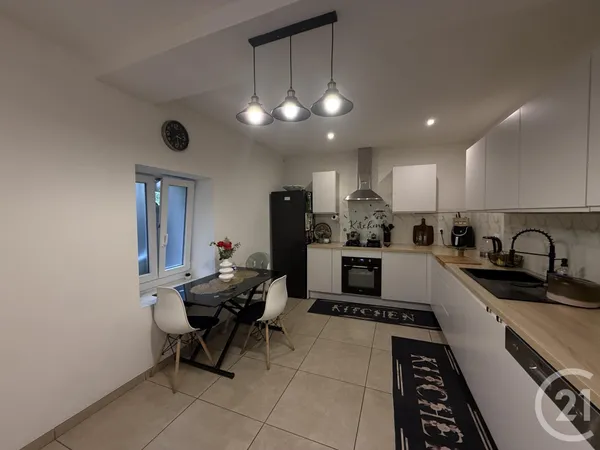 Appartement 5 pièces 161 m² 