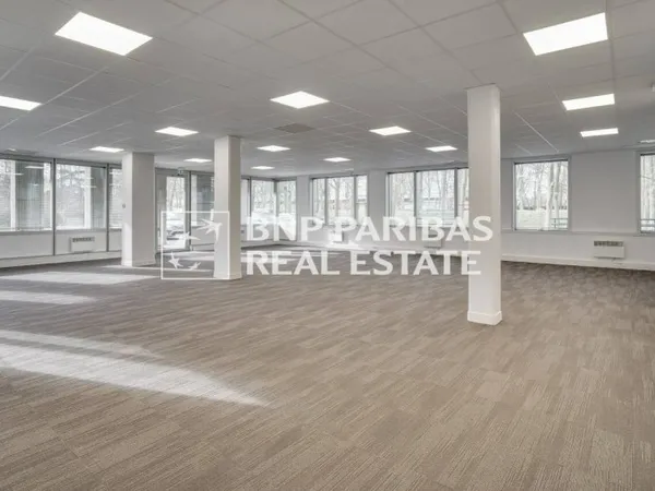 Bureau et espace de travail Vente Villepinte   3129175€