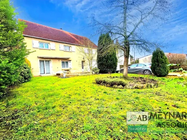 Maison 7 pièces 197 m² 