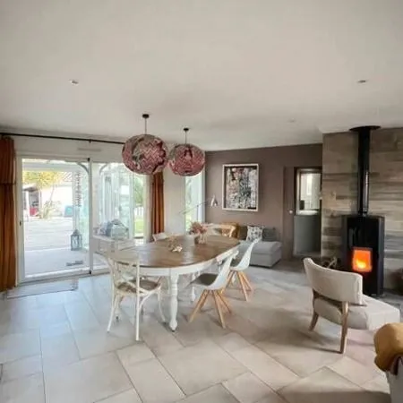 Maison 5 pièces 138 m² 