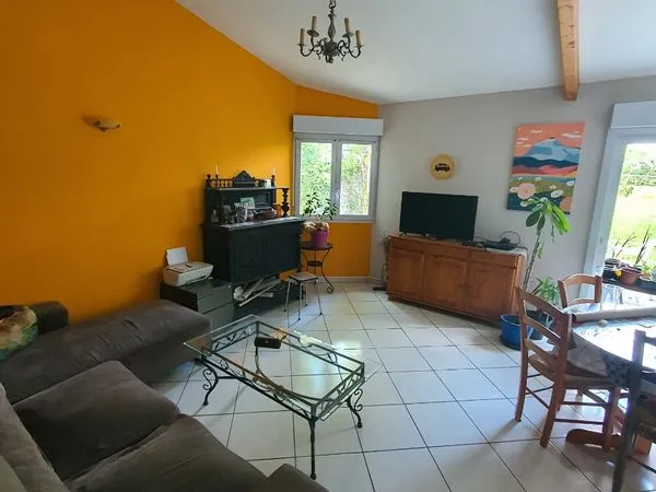 Sous-location chambre dans maison 