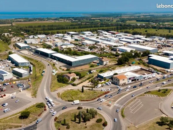 Local industriel Biguglia 
