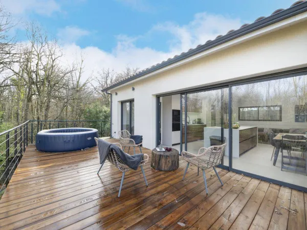 Maison de plain-pied 6 pièces 118 m² 