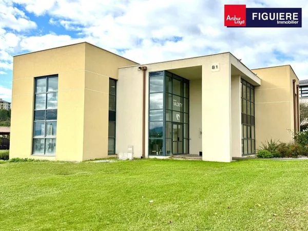 Bureaux 494 m² 