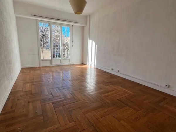 2 Pièces 52 m² - NICE RIQUIEZ 