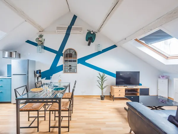 Appartement graphique, proche gare, jardin et école et enfin Cathédrale 