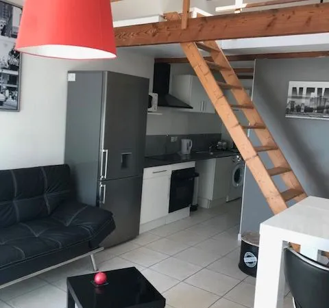 Appartement T2, Parking prive, Mezzanine, Clim ,terasse 