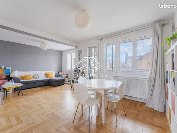 Appartement 3 pièces 67 m² 