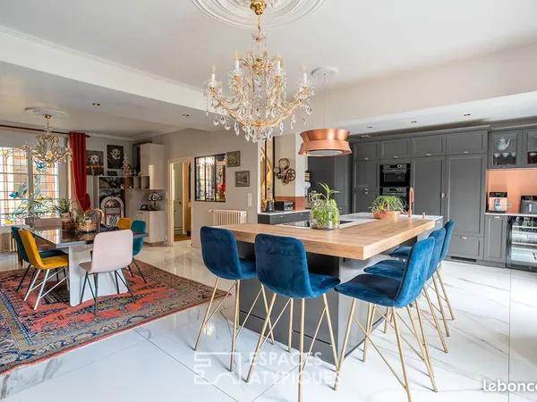 Maison 7 pièces 180 m² 