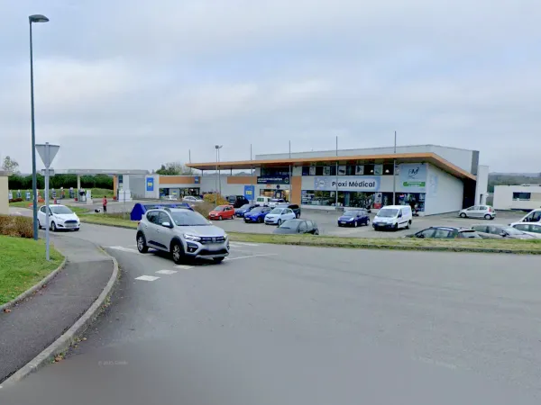 FOUESNANT - Local Commercial 760m2 