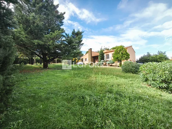 Maison 5 pièces 147 m² 
