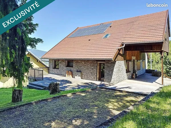 Maison 7 pièces 202 m² 