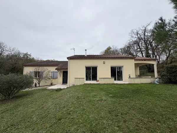 Charmante Villa de Plain-Pied avec Piscine 