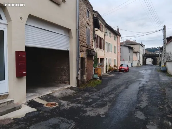 Parking - Garage Location Courpière   385€